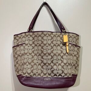 Coach Park Signature Carrie Tote - Burgundy leather with tan